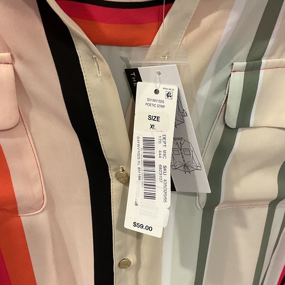 Striped Button-Up Blouse - Picture 2 of 3